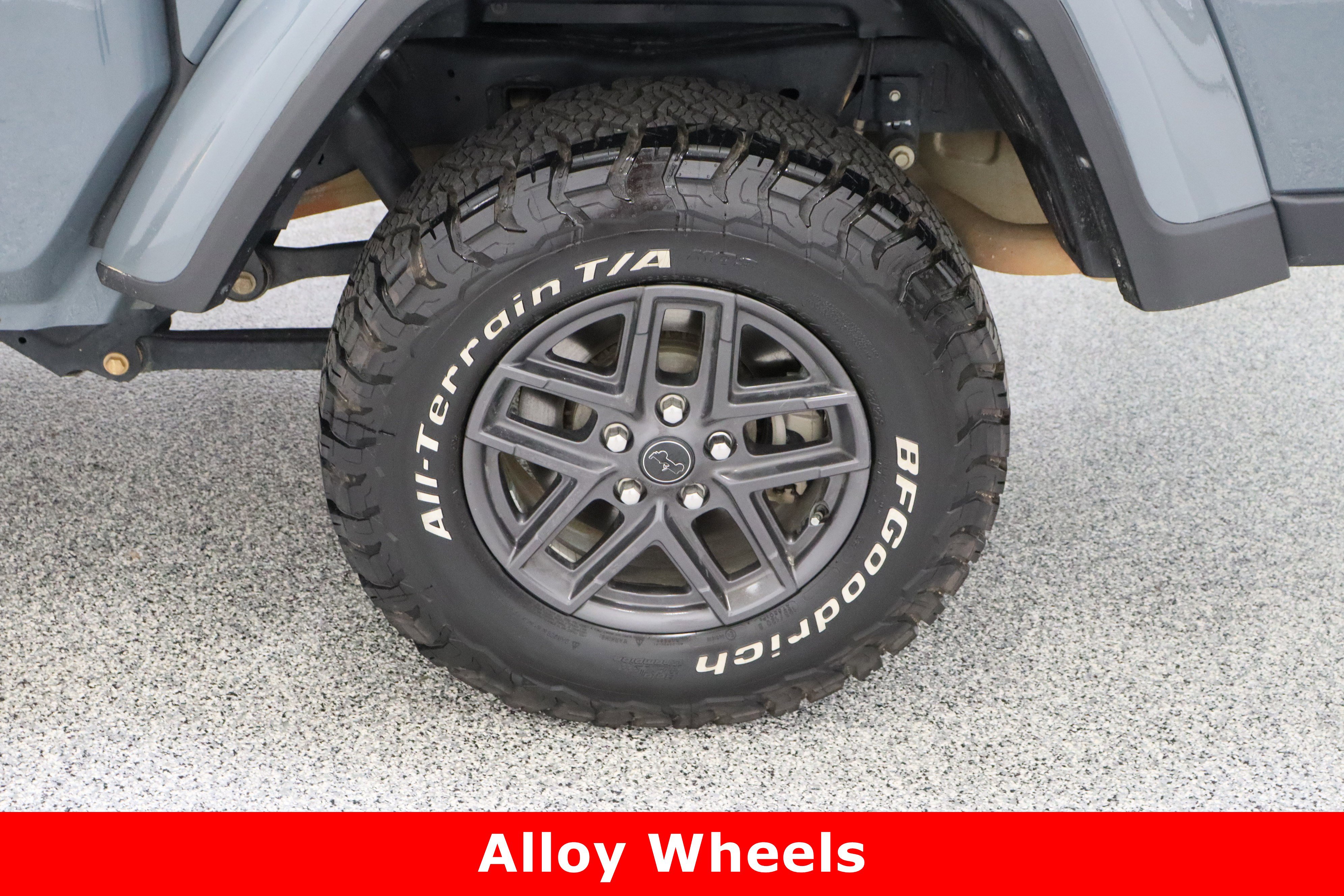 Used 2024 Jeep Gladiator Sport image 10