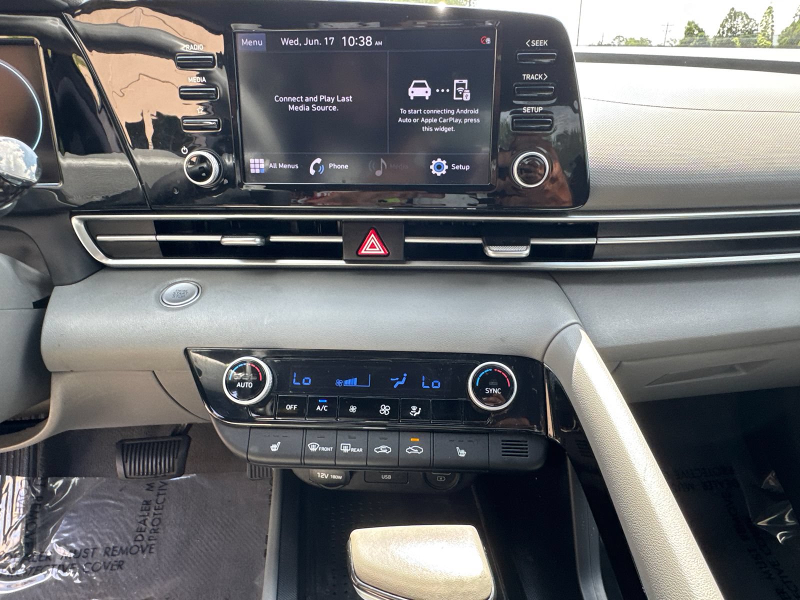 Used 2022 Hyundai Elantra SEL w/ Convenience Package FWD image 27