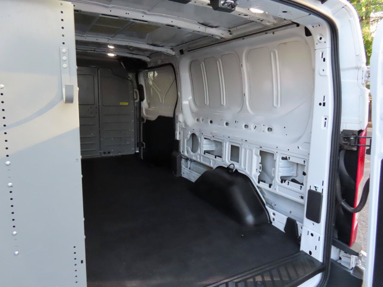 Used 2018 Ford Transit 150 148 Low Roof RWD image 13