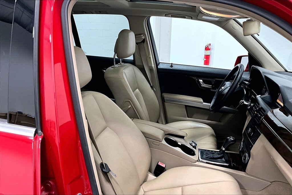 Used 2011 Mercedes-Benz GLK 350 2WD image 9
