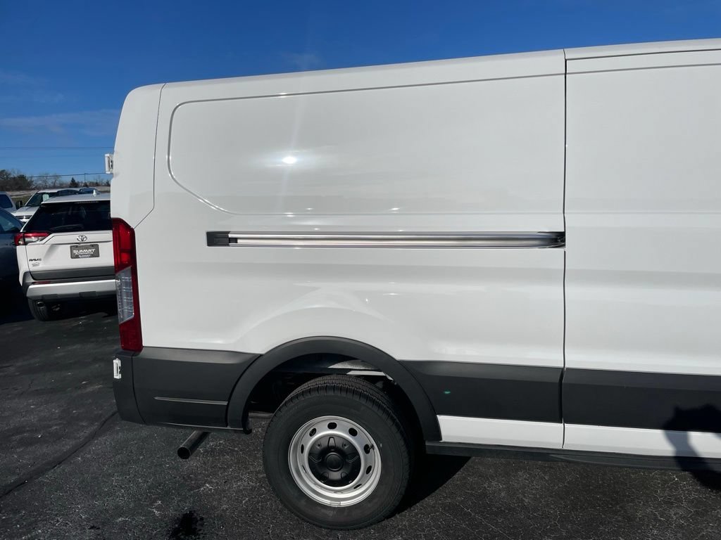New 2025 Ford Transit 250 Low Roof w/ Load Area Protection Package RWD image 33