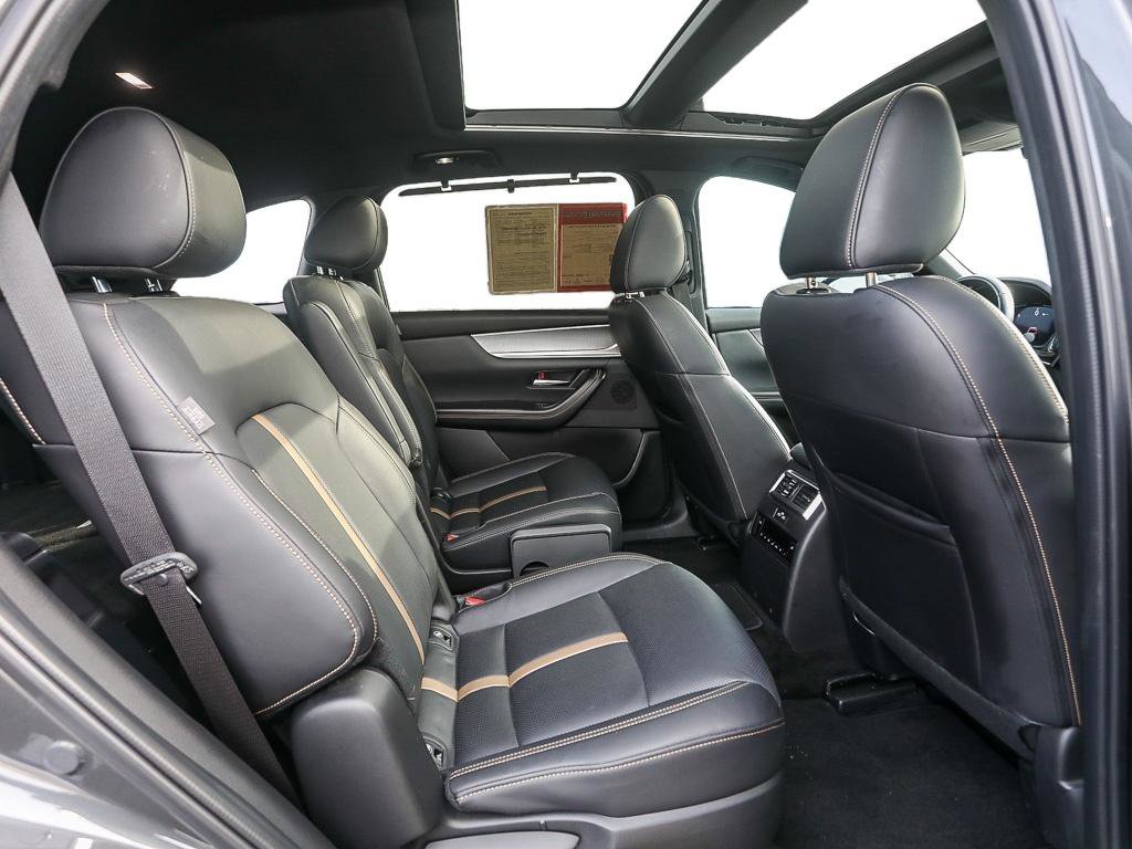 Used 2024 MAZDA CX-90 Plug-In Hybrid w/ Premium Plus image 23