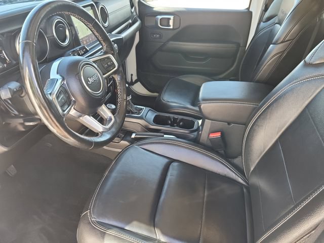 Used 2022 Jeep Wrangler Unlimited Sahara w/ Cold Weather Group AWD/4WD image 12