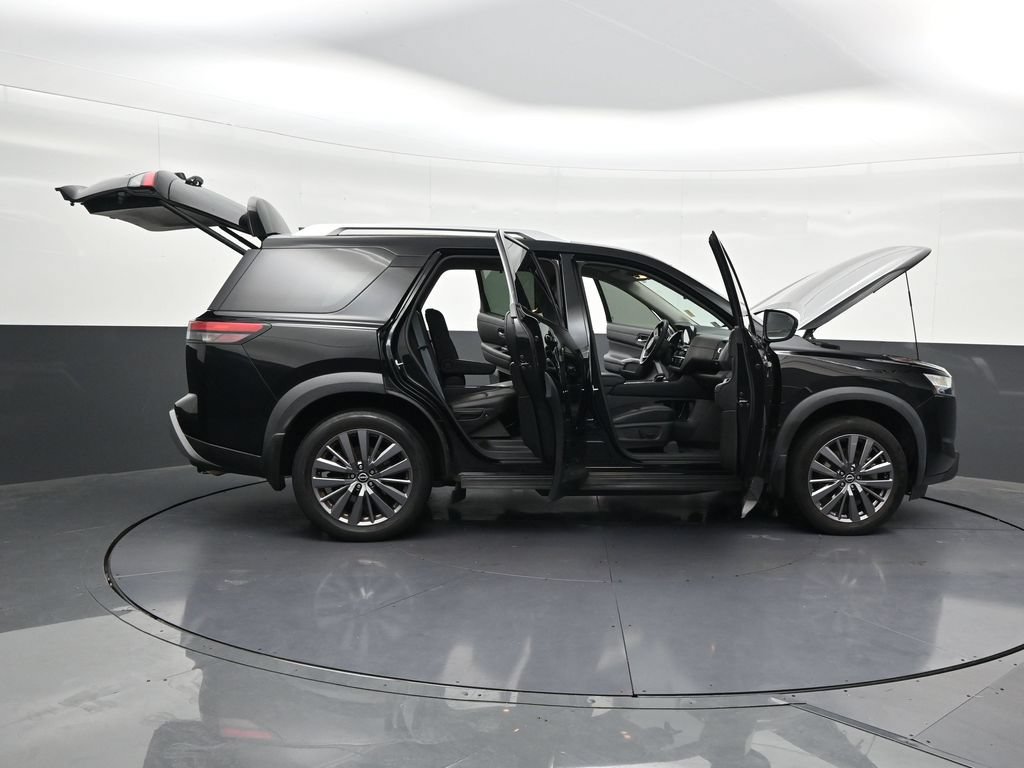 Used 2022 Nissan Pathfinder SL w/ SL Premium Package FWD image 34