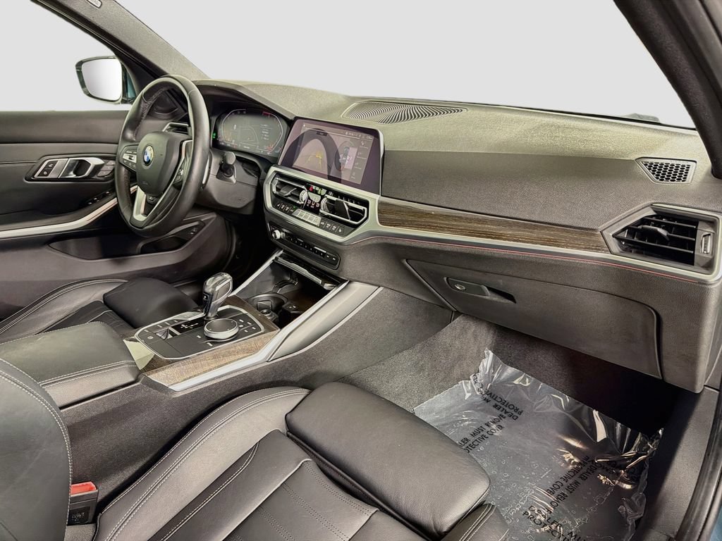 Used 2020 BMW 330i xDrive Sedan w/ Premium Package AWD/4WD image 31