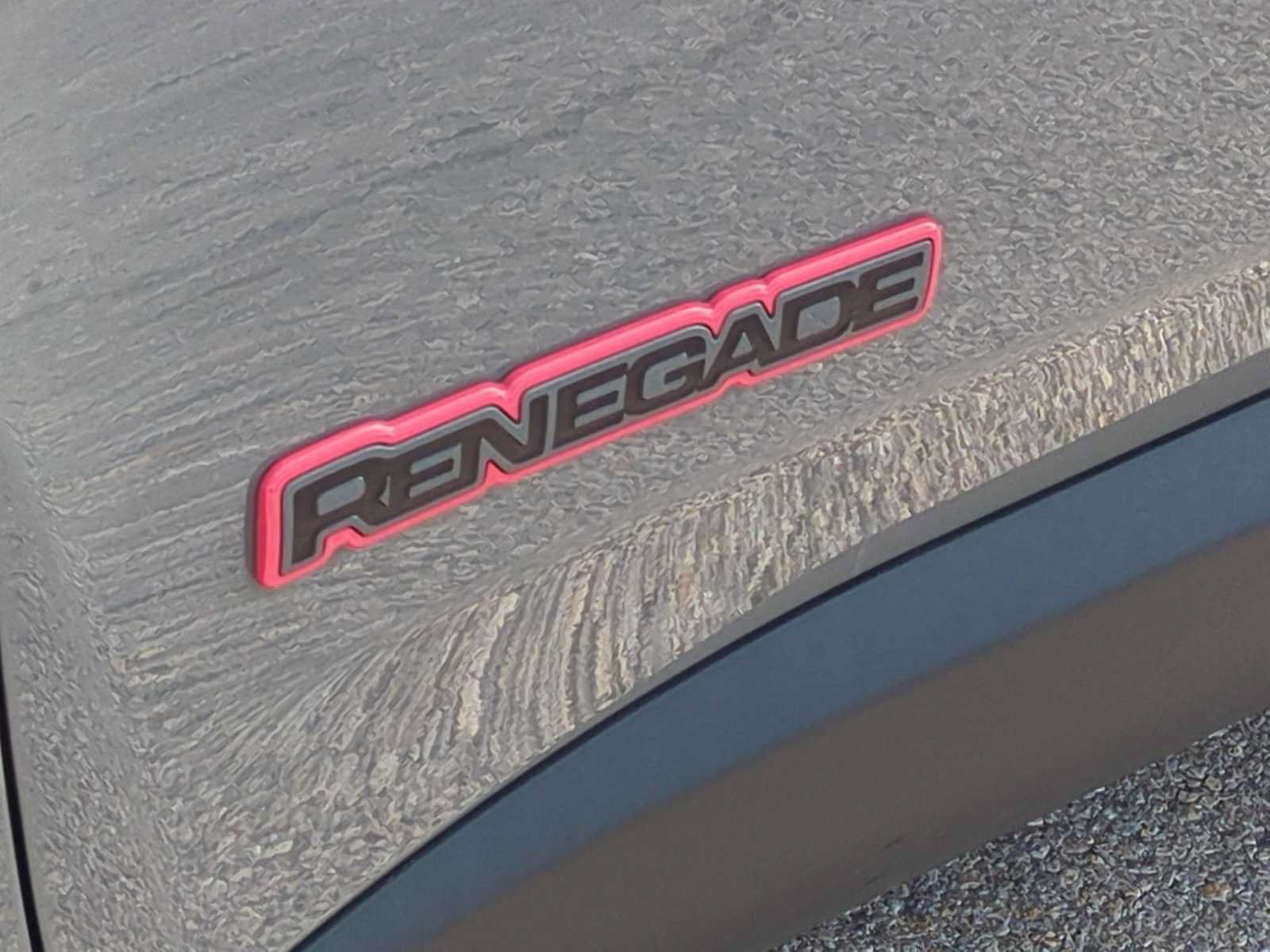 Used 2022 Jeep Renegade Trailhawk AWD/4WD image 32