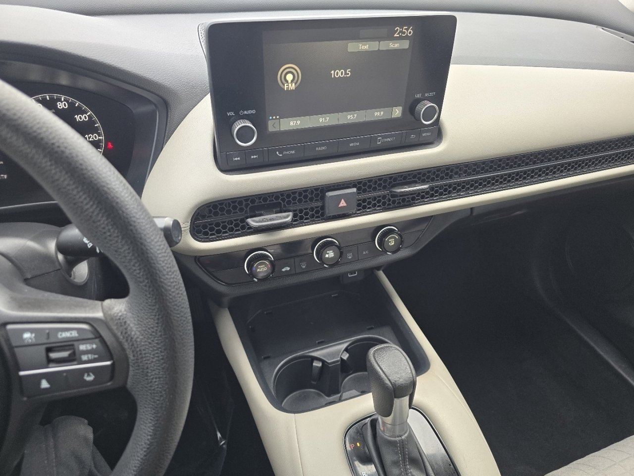 Certified 2023 Honda HR-V LX image 27