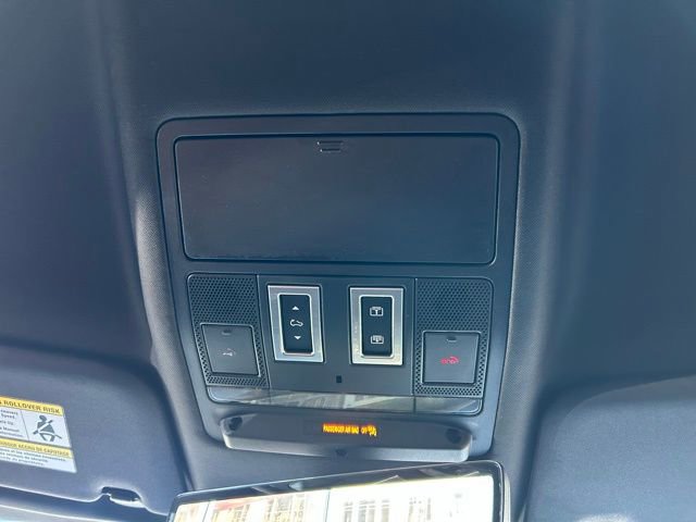 Used 2022 Land Rover Defender 90 V8 image 45