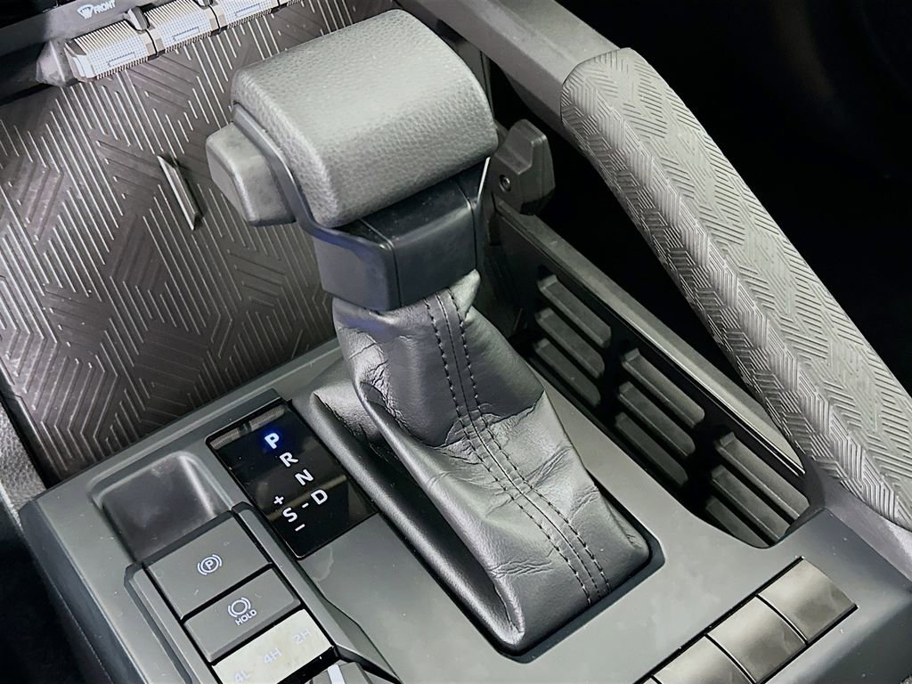 Used 2024 Toyota Tacoma SR5 image 23