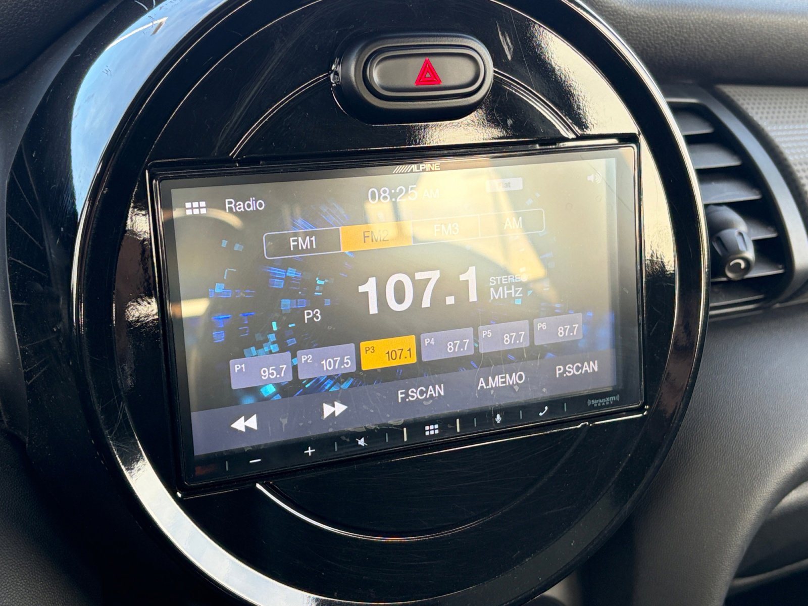 Used 2015 MINI Cooper 2-Door Hardtop image 24