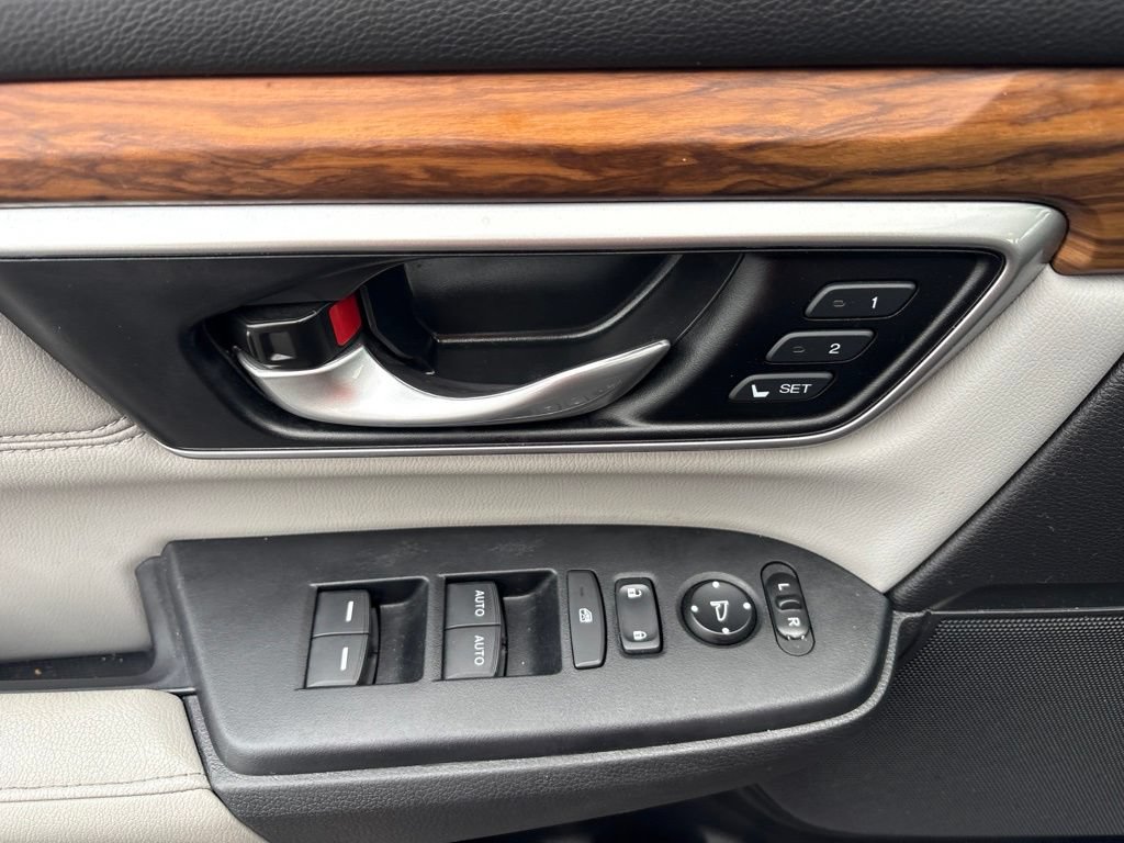 Used 2020 Honda CR-V EX-L image 17