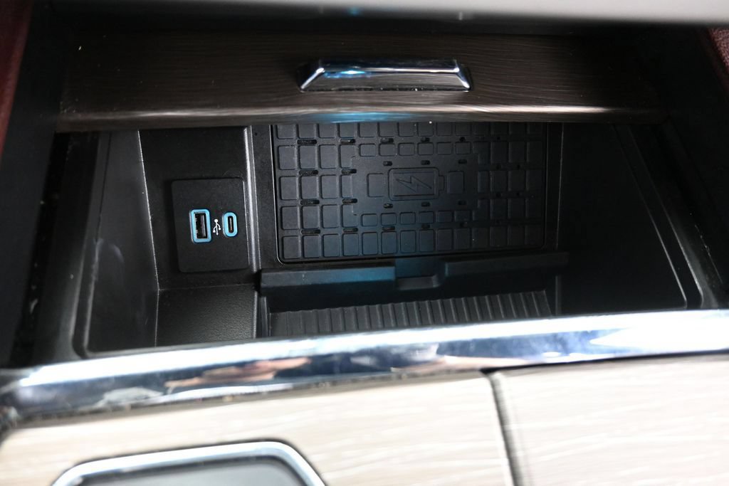 Used 2022 Ford Expedition Max Limited AWD/4WD image 19