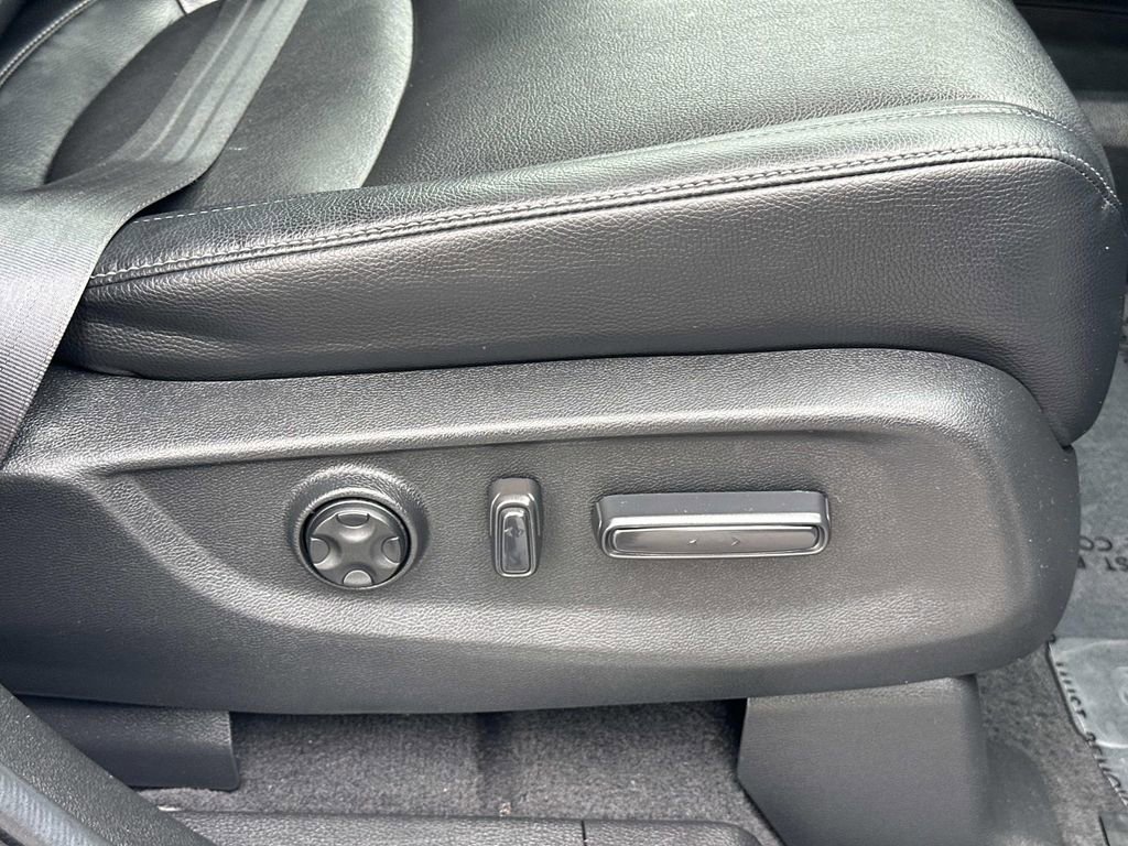 Used 2023 Honda Odyssey EX-L image 40