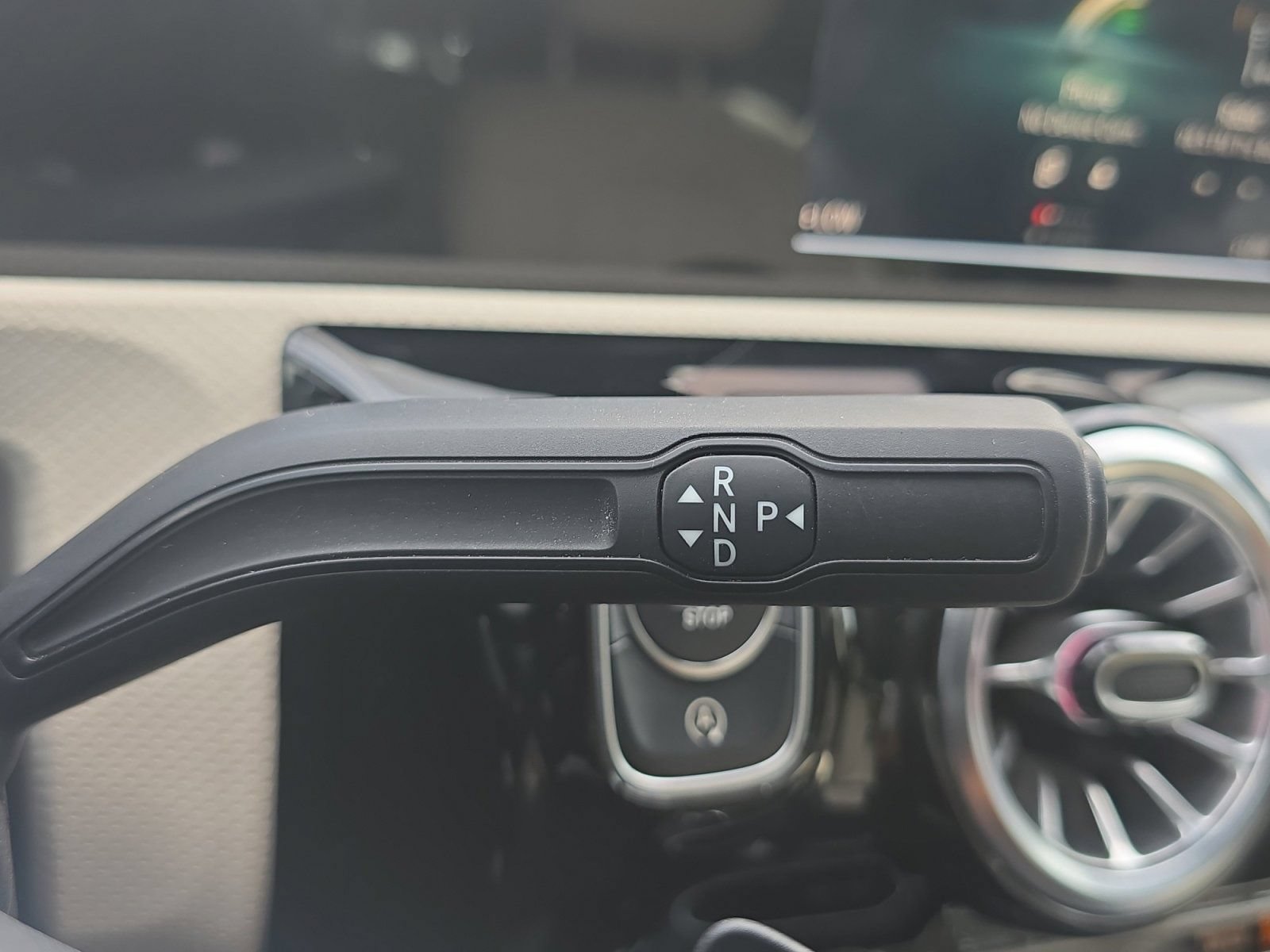 Used 2022 Mercedes-Benz CLA 250 image 21