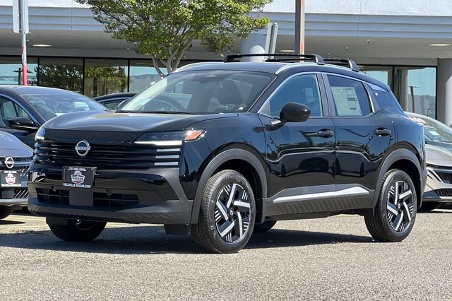 Certified 2026 Nissan Kicks SV w/ Charging Package FWD image 8