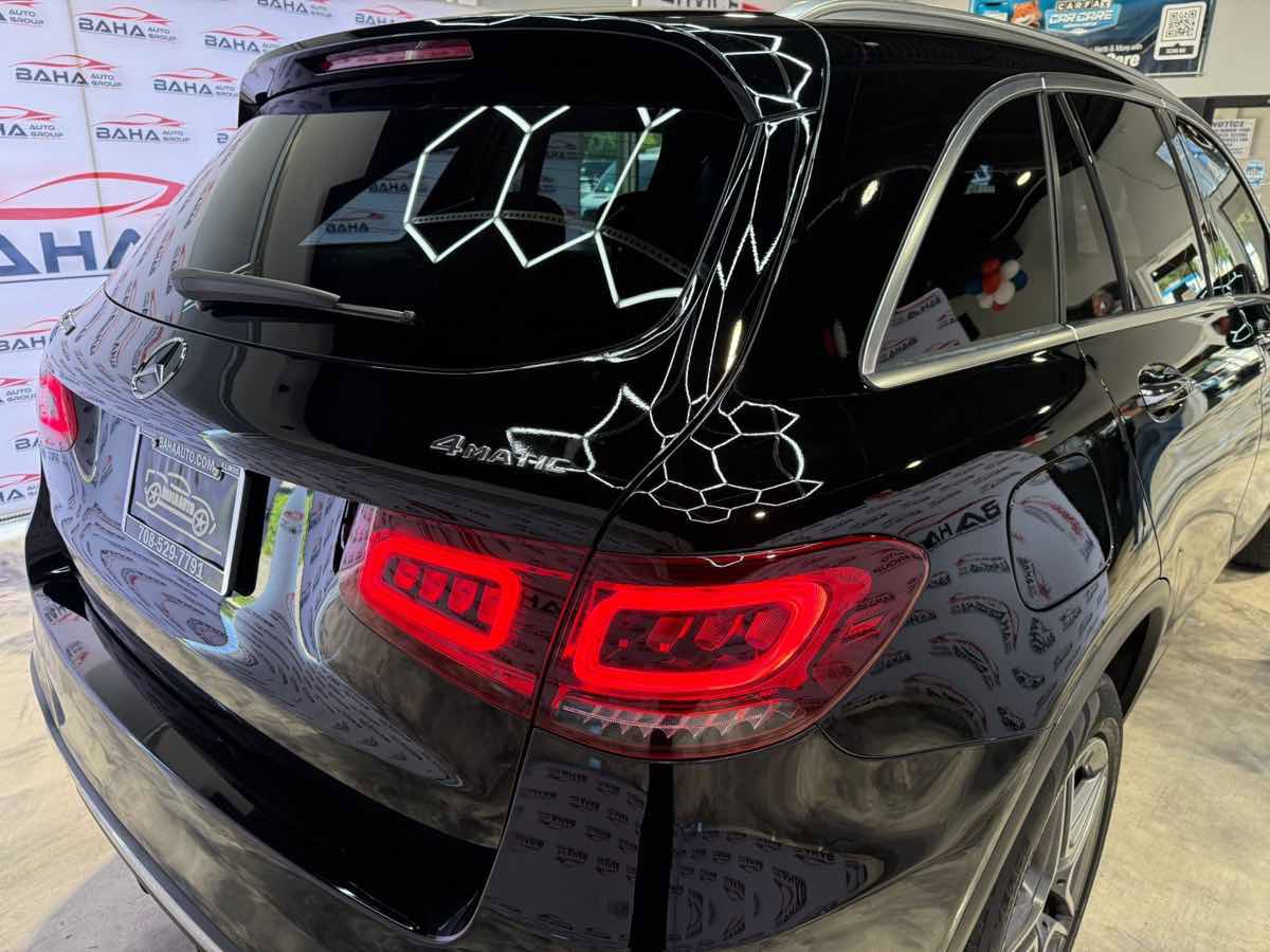 Used 2022 Mercedes-Benz GLC 300 4MATIC w/ AMG Line image 15
