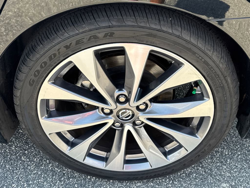 Used 2021 Nissan Maxima Platinum w/ Sport Mat Group image 20