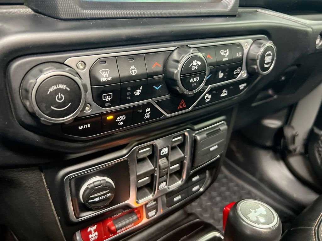 Used 2021 Jeep Wrangler Unlimited Rubicon w/ Trailer Tow Package image 16