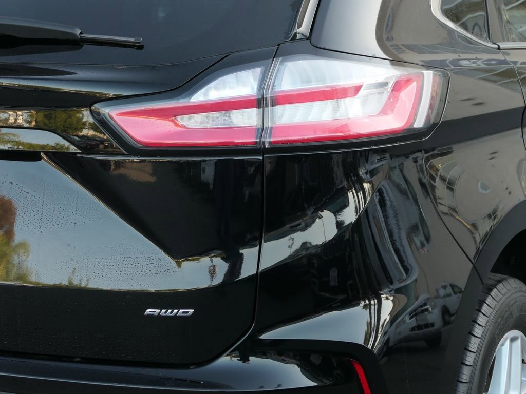 Used 2024 Ford Edge SEL image 5