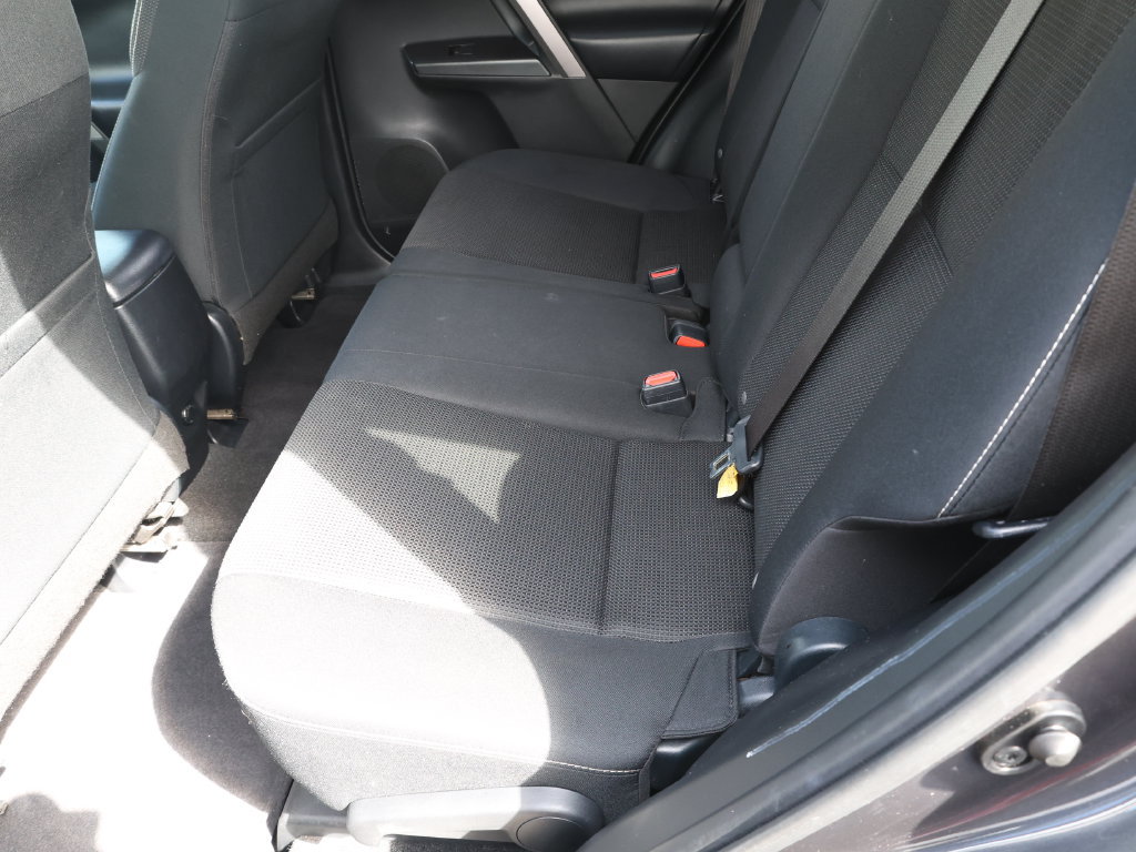 Used 2017 Toyota RAV4 XLE w/ Plus Special Value Package FWD image 17