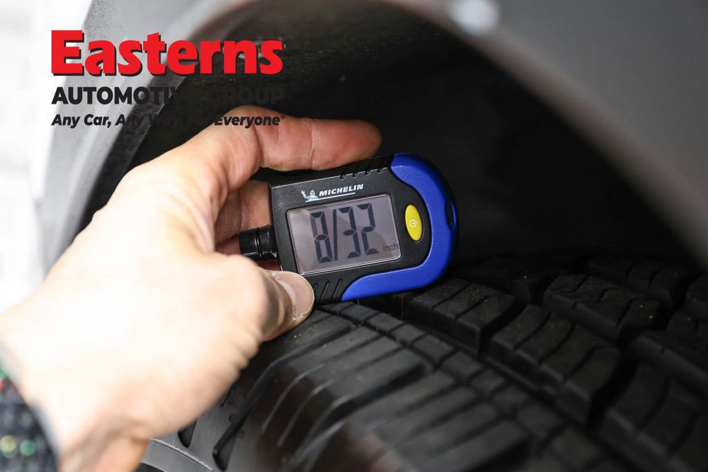 Used 2021 Chevrolet Traverse LS w/ LPO, Floor Liner Package AWD/4WD image 28