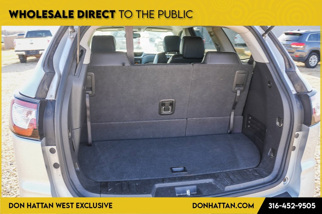 Used 2015 Chevrolet Traverse LT image 32