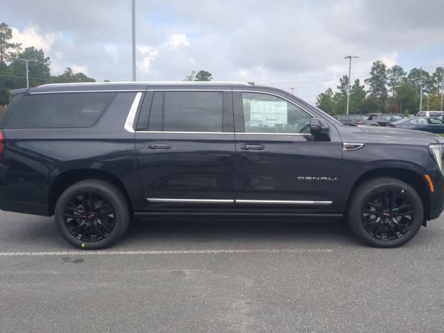 New 2026 GMC Yukon XL Denali w/ Sun & Power Step Package AWD/4WD image 4