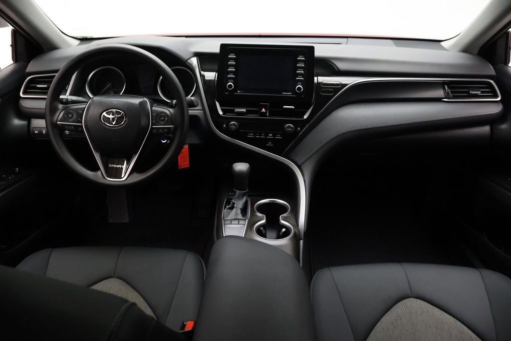 Used 2022 Toyota Camry LE image 24