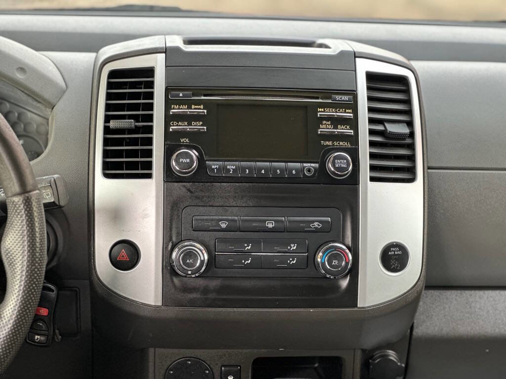 Used 2014 Nissan Xterra S image 12