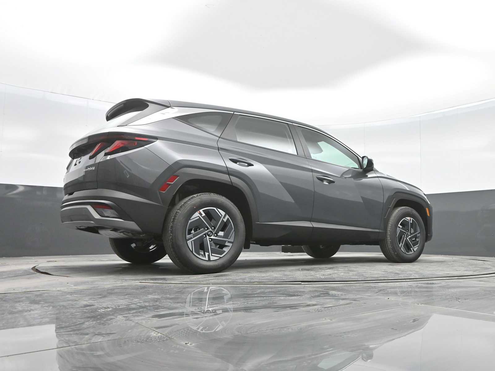 New 2026 Hyundai Tucson Blue SE image 37