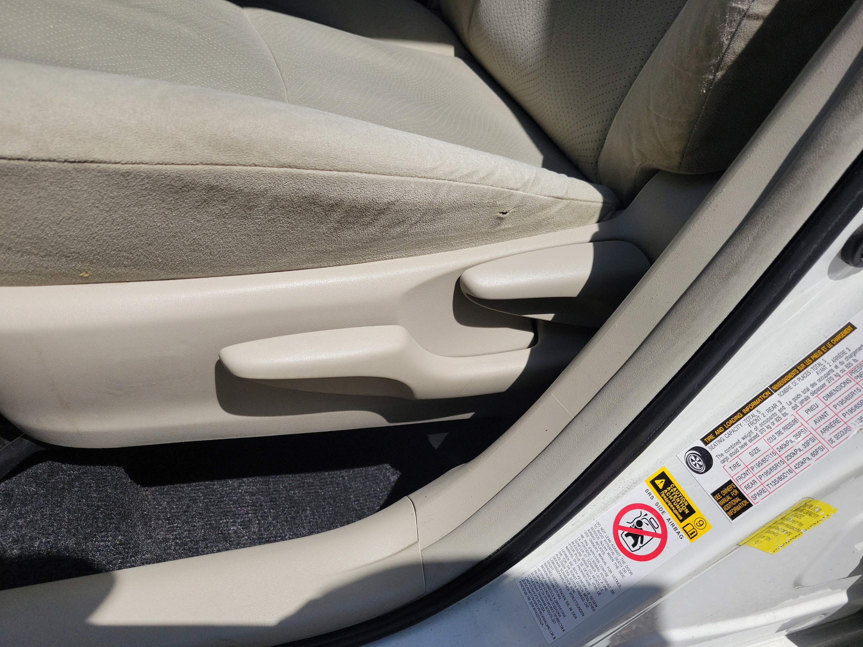 Used 2012 Toyota Prius Two FWD image 18