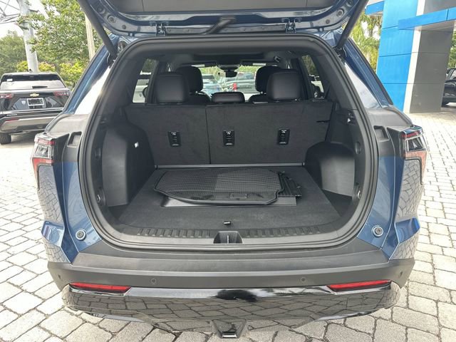 Used 2025 Chevrolet Equinox RS w/ Safety and Technology Package FWD image 28