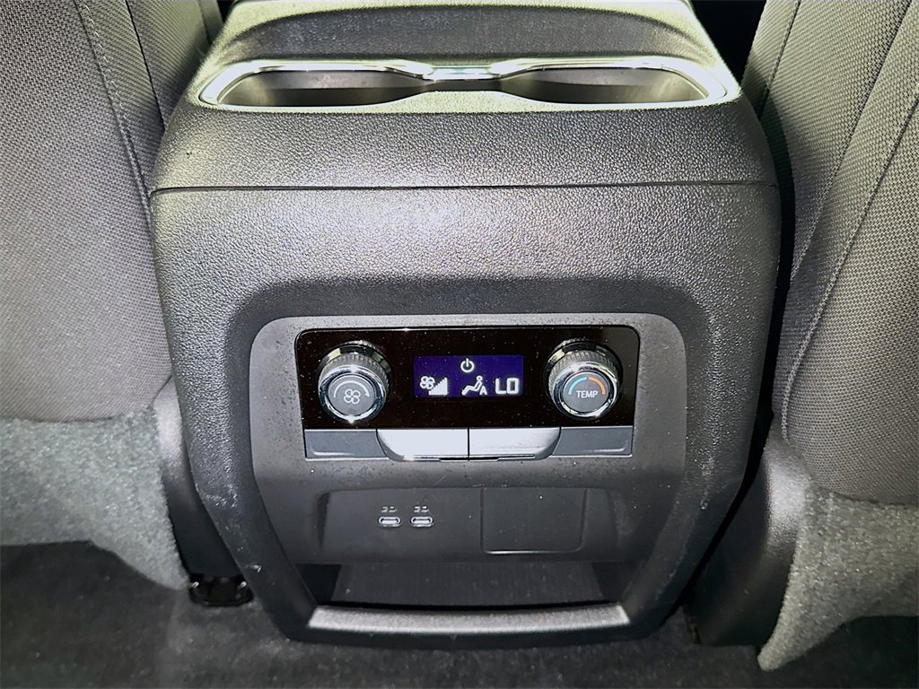 Certified 2025 Chevrolet Traverse LT image 23