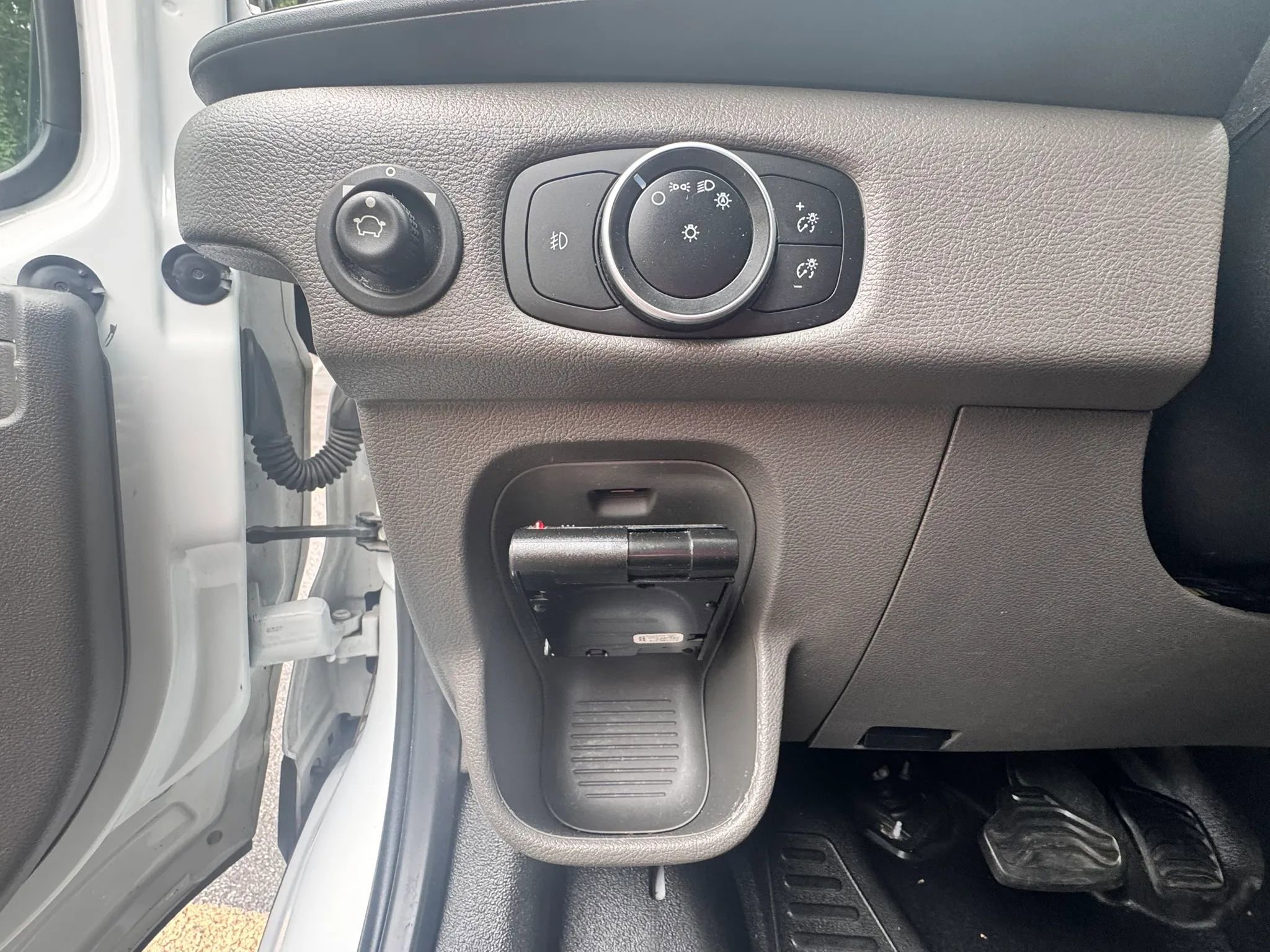 Used 2020 Ford Transit 250 Low Roof w/ Load Area Protection Package RWD image 14
