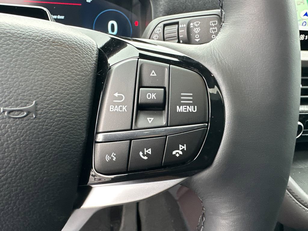 New 2026 Ford Explorer Platinum image 26