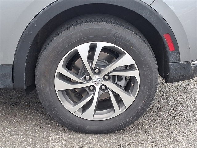 Used 2023 Buick Envision Essence image 8