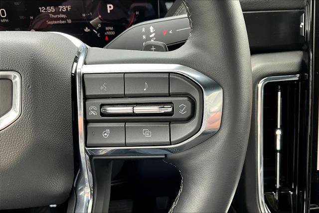 Used 2025 GMC Yukon XL Denali image 12