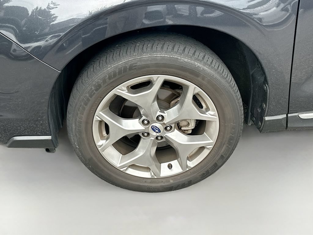 Used 2017 Subaru Forester 2.5i Touring AWD/4WD image 31