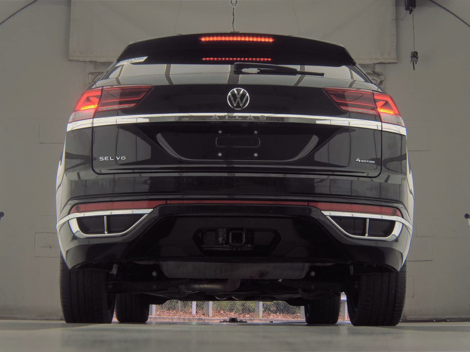 Used 2023 Volkswagen Atlas Cross Sport SEL Premium R-Line AWD/4WD image 11