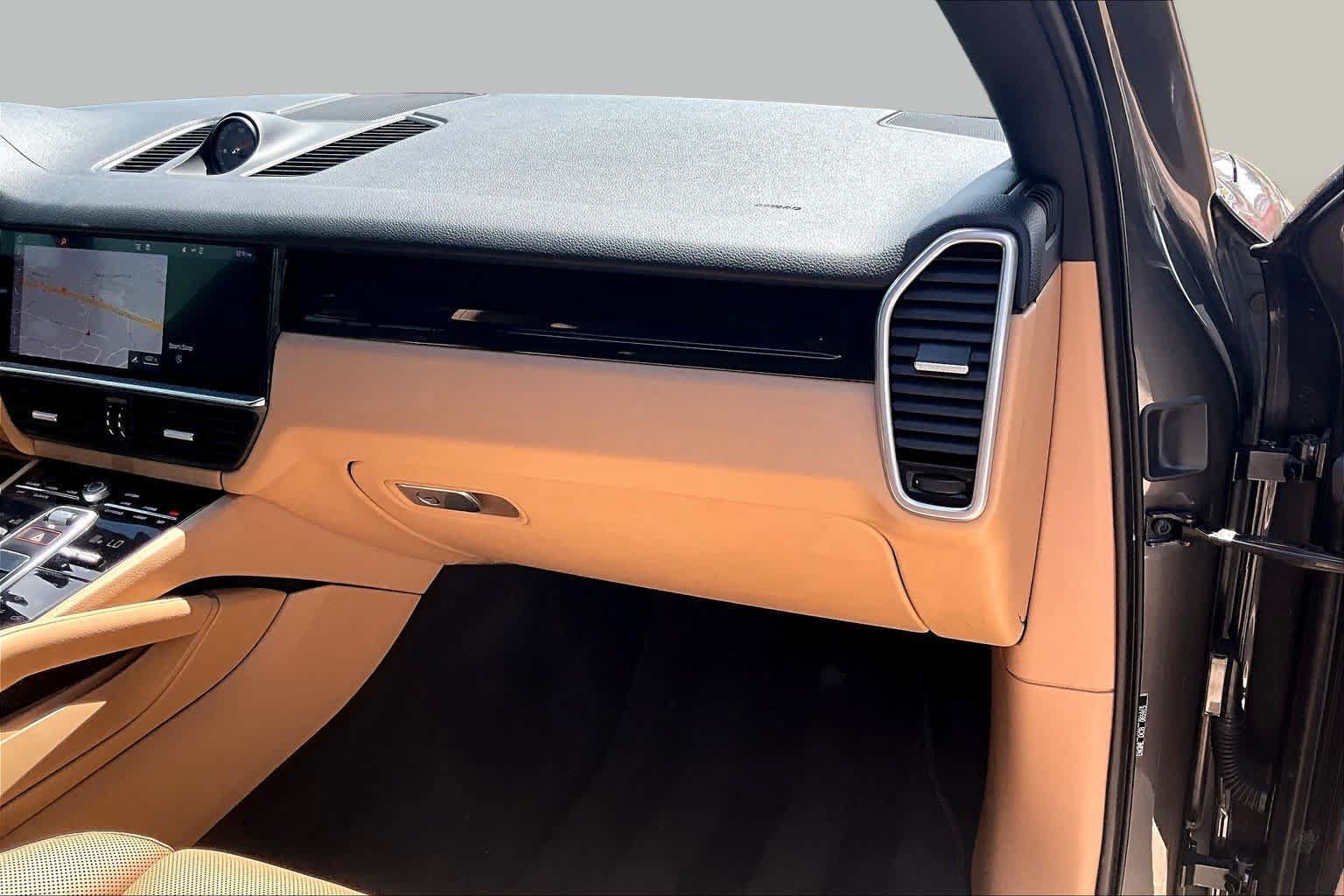 Used 2019 Porsche Cayenne AWD/4WD image 19