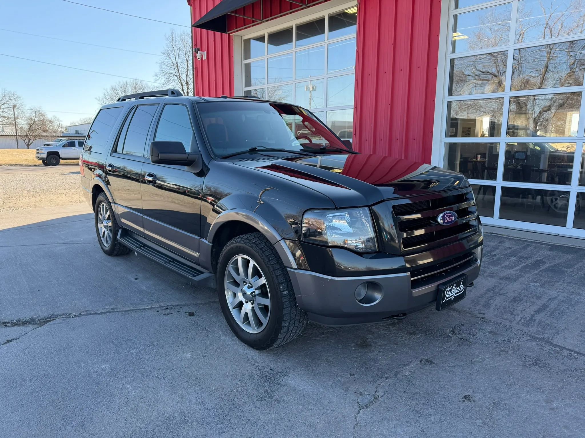 Used 2011 Ford Expedition XLT w/ 202A Rapid Spec Order Code image 2