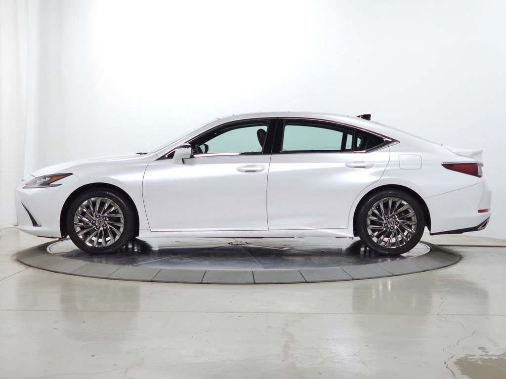 Used 2024 Lexus ES 350 Ultra Luxury FWD image 4