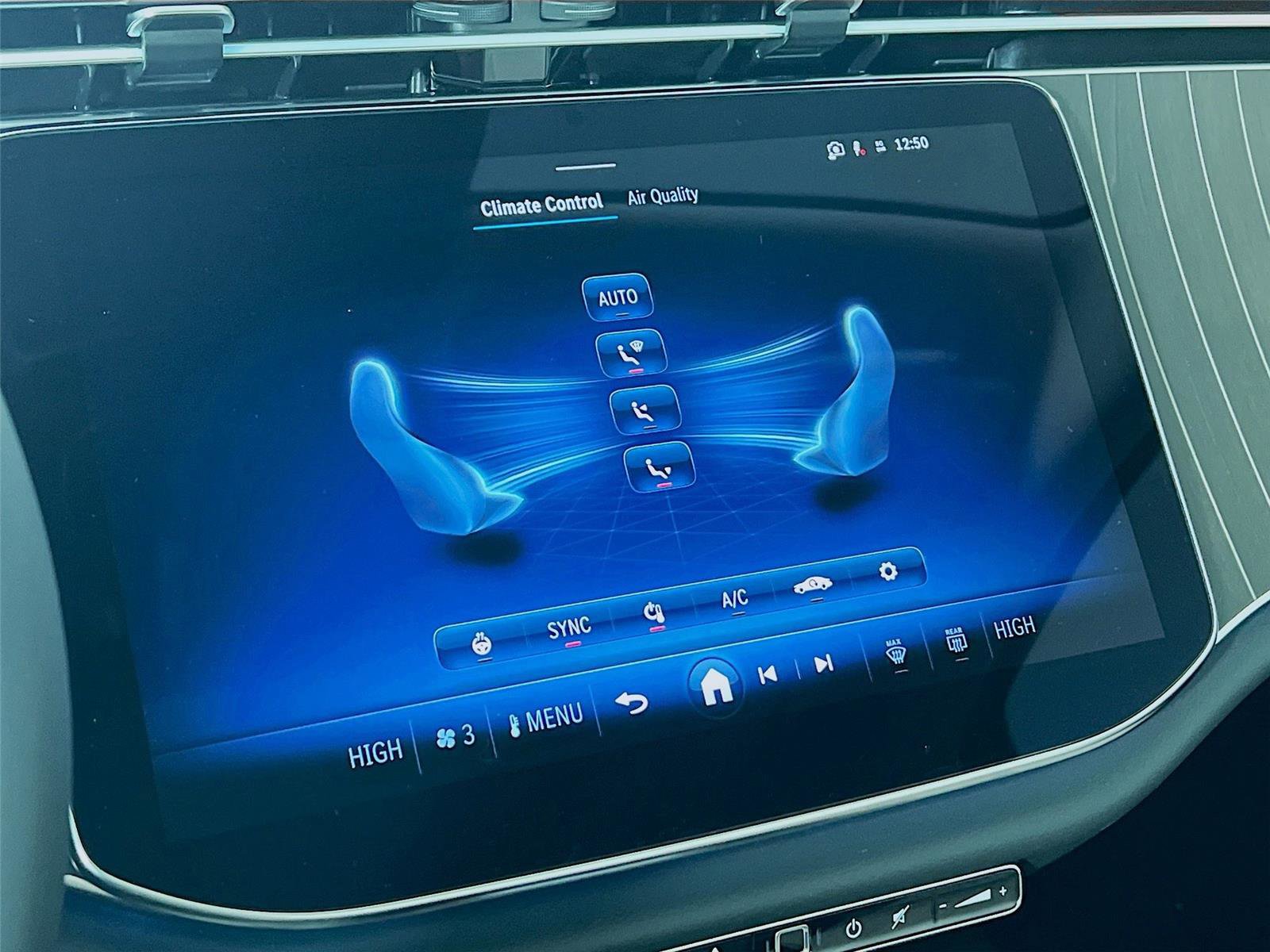 New 2026 Mercedes-Benz E 350 4MATIC Sedan image 17