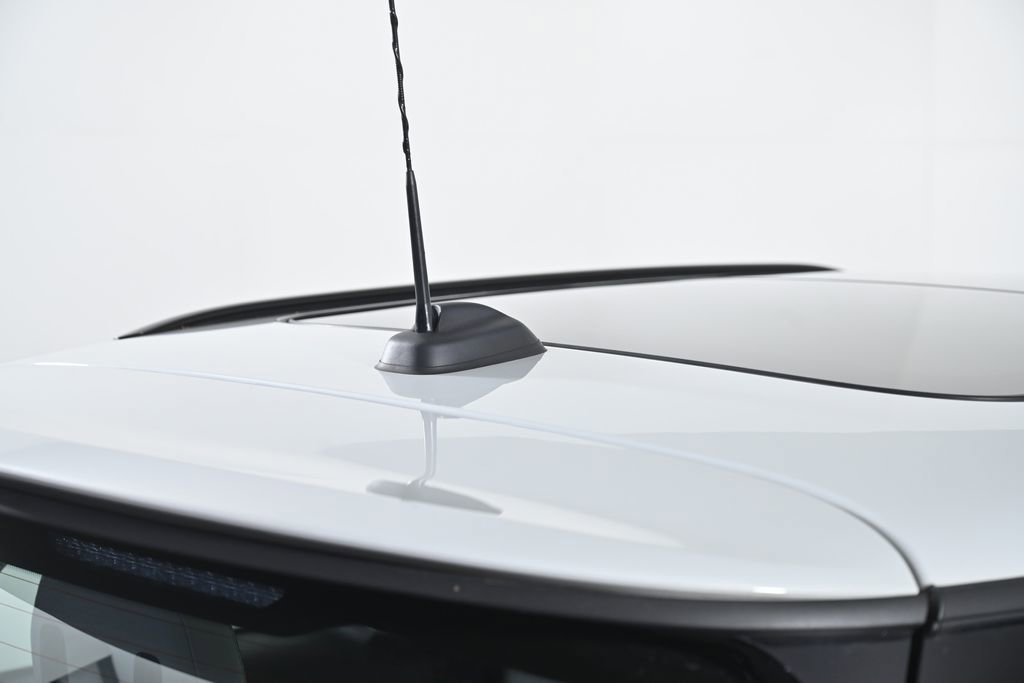 Certified 2025 MINI Cooper S image 8