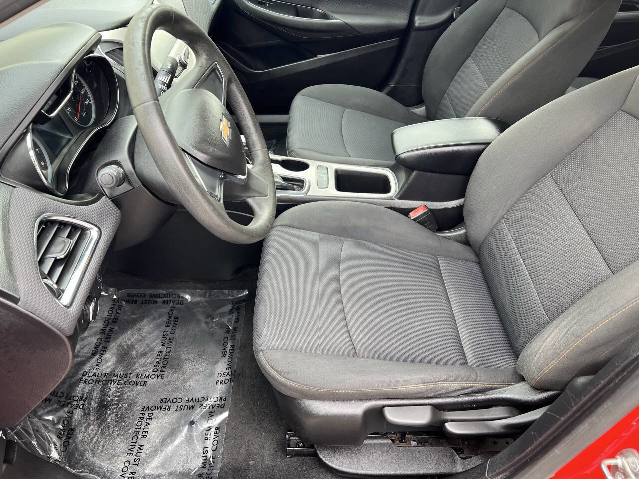 Used 2018 Chevrolet Cruze LS image 9