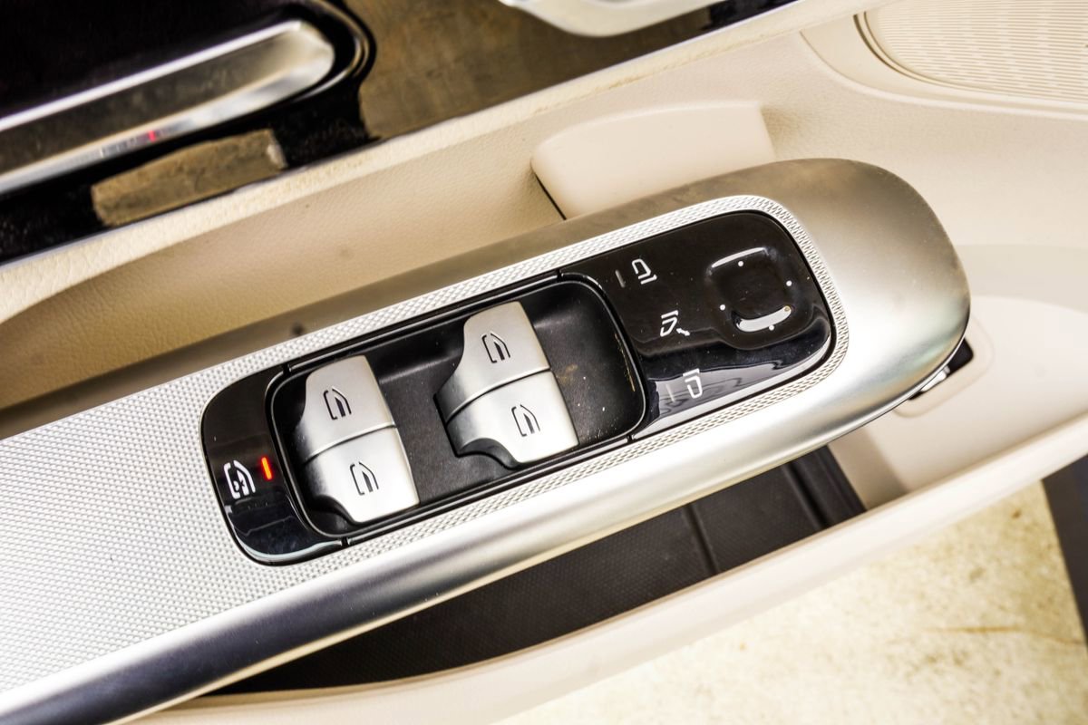 Used 2026 Mercedes-Benz GLC 300 4MATIC image 30