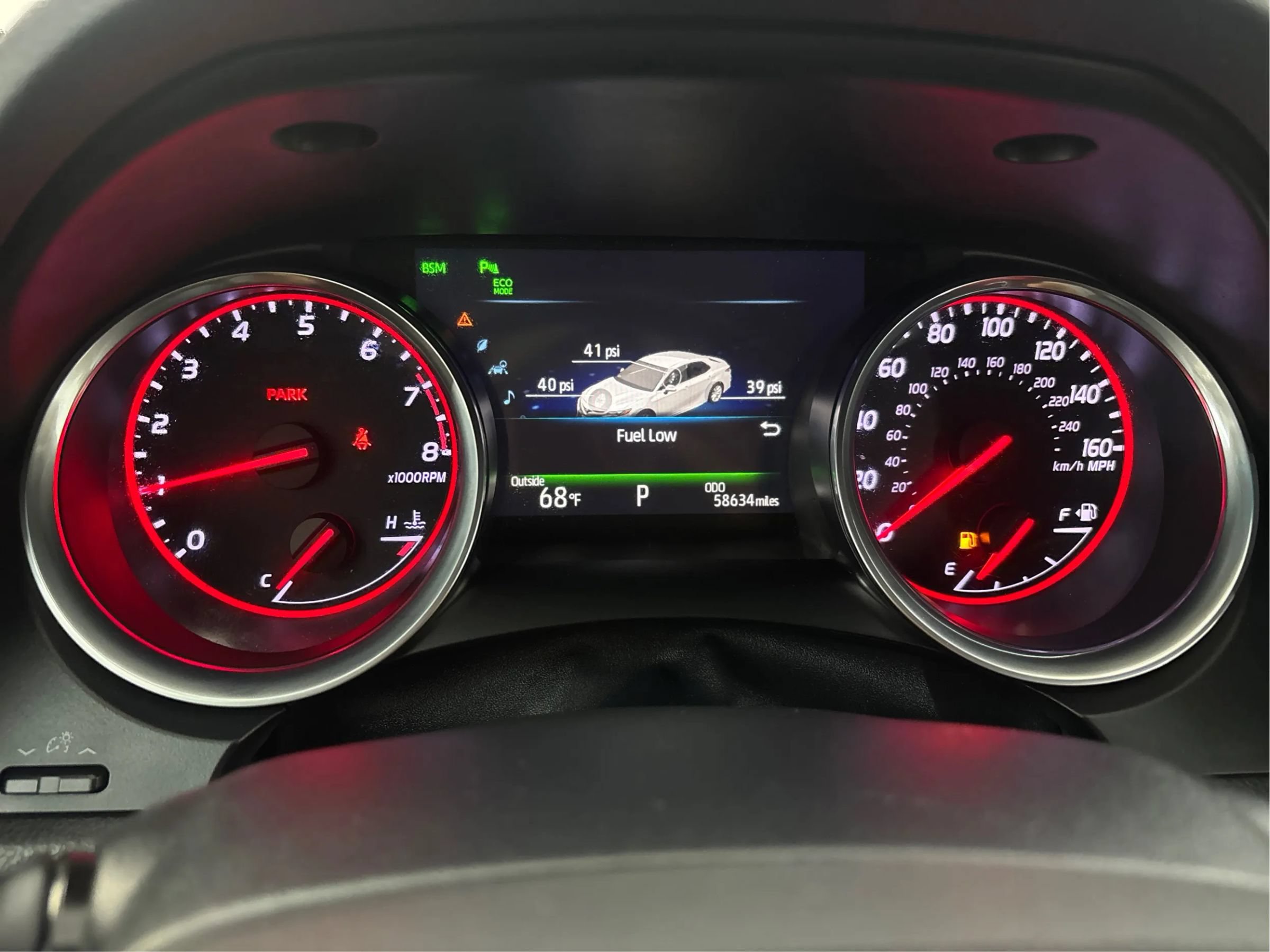 Used 2018 Toyota Camry XSE FWD image 23