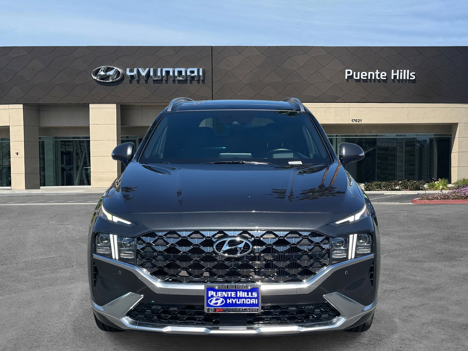 Certified 2023 Hyundai Santa Fe Calligraphy image 2