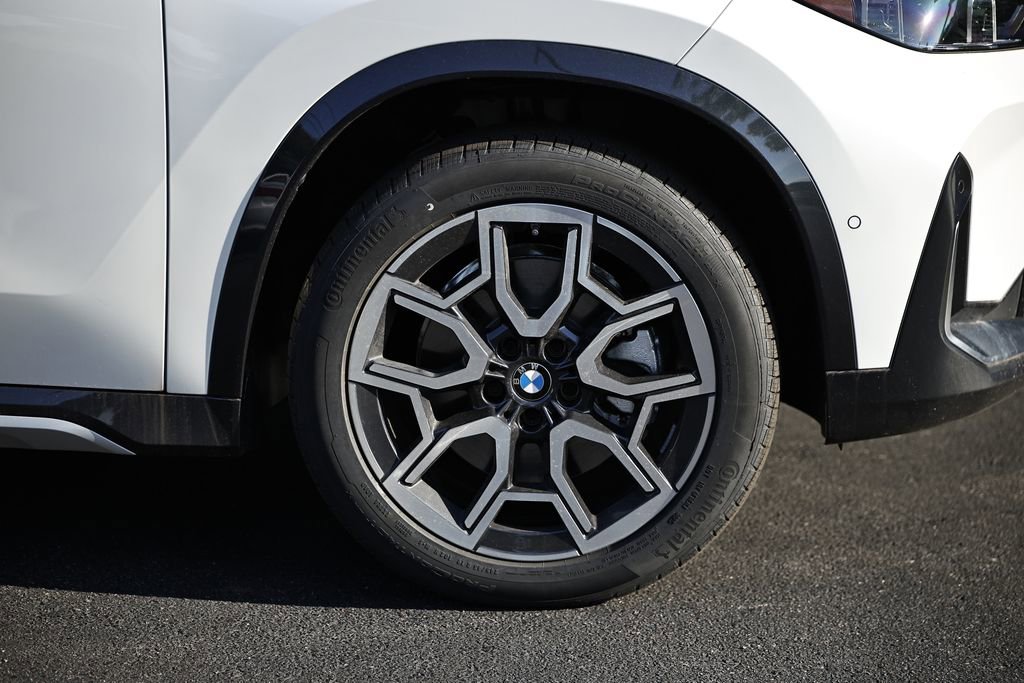 New 2026 BMW X1 xDrive28i w/ Convenience Package AWD/4WD image 5