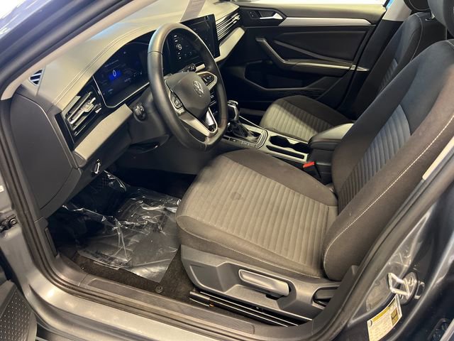 Used 2025 Volkswagen Jetta S FWD image 6